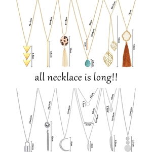 Set de 12 collares largos bohemios con borlas y colgantes geométricos en oro y plata