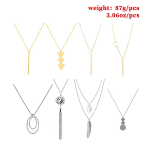 Set de 8 collares geométricos con borlas en acabados oro y plata para mujer