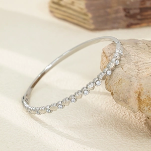 Stainless Steel Heart Rhinestone Bangle For Women Elegant Gold Silver Color Titanium Steel Inlaid Heart Bangle Bracelet Jewelry Gift