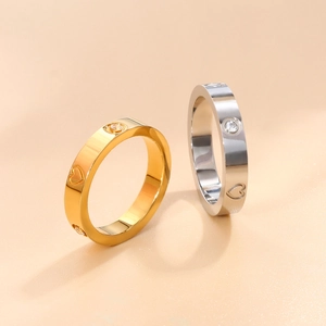 Ensemble de bagues minimalistes en acier titane plaqué or 18k avec cœur et zircon