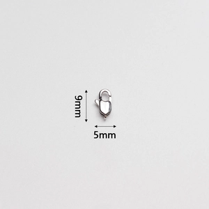 Vista detallada de las dimensiones del cierre de mosquetón de acero inoxidable 9x5mm
