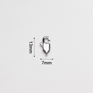 Detalle del cierre de langosta de acero inoxidable pulido de 13x7mm para joyería
