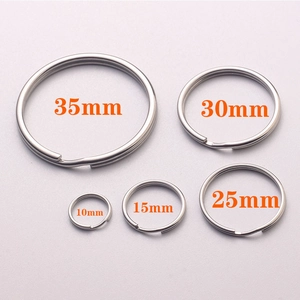 Anneaux de clé en acier inoxydable en cinq tailles de 10mm à 35mm de diamètre