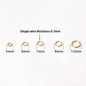Detailed size chart showing 5mm to 12mm gold double key rings with 0.7mm wire diameter