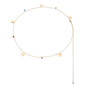 Détail de chaîne de corps papillon dorée avec perles colorées et fermoir mousqueton