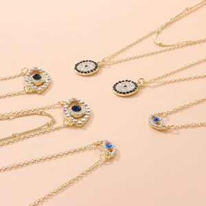 Μινιμαλιστικό κολιέ Evil Eye 14K επιχρυσωμένο με λαμπερά κρυστάλλινα μενταγιόν