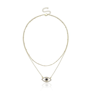 Λεπτομερής όψη χρυσού κολιέ 14K με μενταγιόν Evil Eye και διαμάντια σε δύο στρώσεις