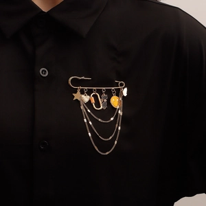 Broche Épingle de Sûreté en Alliage Émaillé de Luxe Avec Chaînes à Glands Cœur Étoile Chat Visage Souriant Femme Bijoux Punk Or