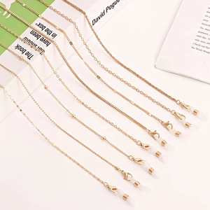 Lot de 8 chaînes à lunettes dorées avec maillons variés et boucles en silicone réglables