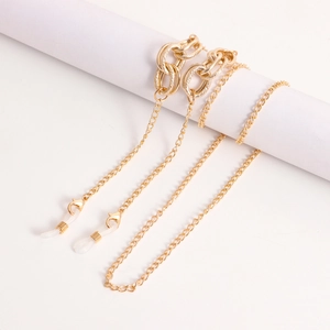 Elegant gold metal chain for glasses or masks with woven texture rings and lobster clasps