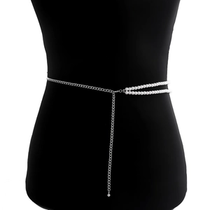 Élégante chaîne de taille double couche en perles et métal argenté pour accessoires