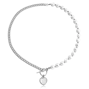 Collana asimmetrica con perle e catena barbazzale argento con ciondolo a cuore e chiusura OT