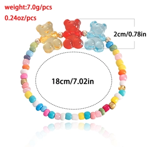 Detailed specs of colorful beaded bracelet with 2cm bear charms and 18cm circumference