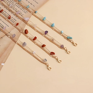 Chaîne de taille bohème avec pierres de turquoise naturelles et maillons dorés