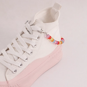 Accesorio de cadena de cuentas coloridas bohemias para zapatillas altas con perlas y clips