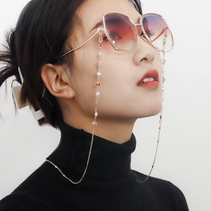 Polygonale Metall-Sonnenbrille mit bunter Schmetterlings- und Perlen-Zierkette