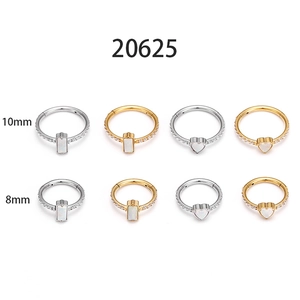 Set di piercing per naso e orecchie in acciaio inox con opale a cuore oro e argento
