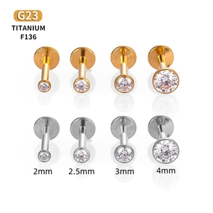 Studs de labret en titane G23 avec zircons ronds en différentes tailles et finitions