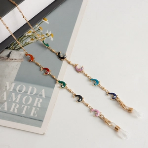 Chaîne de lunettes dorée avec pendentifs dauphins en émail coloré pour masques