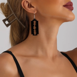 Punk Razor Blade Drop Earrings For Women Acrylic Alloy Hollow Heart Snake Cross Personalized Gothic Party Jewelry