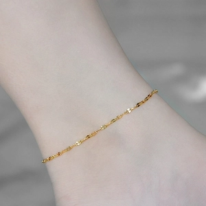 Tobillera minimalista de acero inoxidable chapado en oro rosa de 18k con cadena fina