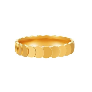 Exquisiter goldener geometrischer Ring mit Schuppendesign für einen minimalistischen Stil