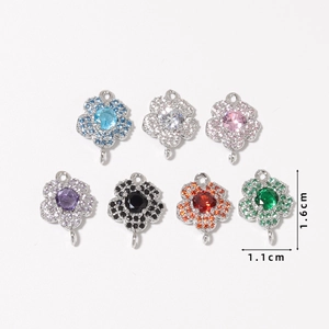 Pendentifs fleurs en argent avec pierres précieuses colorées et oxydes de zirconium