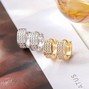 Hip Hop Koperen Strass 3 Rij Oorringen Voor Mannen Vrouwen Mode Metaal Huggie Oorbellen Goud Zilver Vergulde Sieraden
