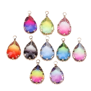 Set aus 10 tropfenförmigen Kristallanhängern mit Farbverlauf und Goldfassung für DIY-Schmuck