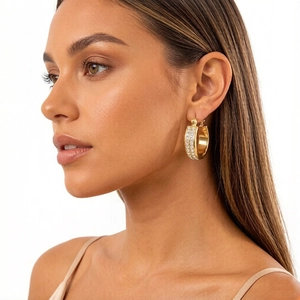 Mehrreihige Zirkon Creolen 18K Vergoldet Edelstahl C Form Hypoallergener Trendiger Schmuck Für Frauen