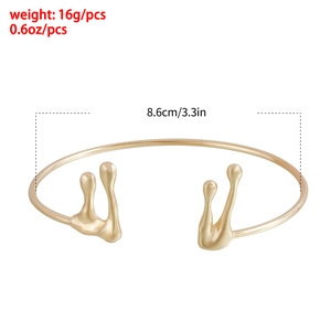 Bracciale da braccio regolabile dorato stile lava liquida minimalista per donna 8.6cm