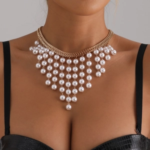 Multilayer long pearl tassel necklace with gold woven chain for luxury women's evening wear