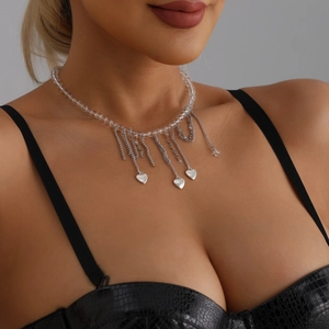 Fashion Alloy Plastic Transparent Beaded Heart Tassel Pendant Choker Necklace For Women Sexy Western Ins Style Jewelry