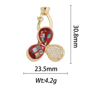 Vue détaillée des dimensions du pendentif fleur 30,8mm x 23,5mm avec poids 4,2g