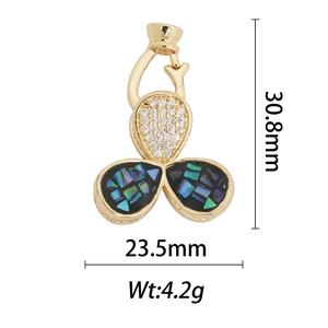 Dimensions détaillées du pendentif floral plaqué or 18k avec une hauteur de 30,8 mm