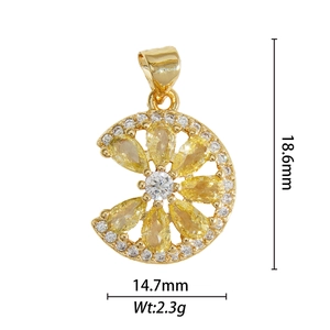 Dimensions détaillées du pendentif fleur avec pierres jaunes et pavé de zircons