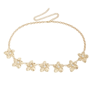 Chaîne de corps dorée avec sept breloques fleurs et perles pour bikini de plage femme