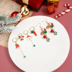 Set de pendientes navideños con dijes de árbol, campana y Papá Noel para mujer