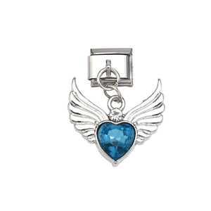 Italiaanse bedelarmband link met blauw hartkristal en zilveren vleugels design