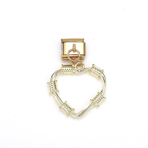 18k gold plated heart charm featuring unique wire design for Italian charm bracelets