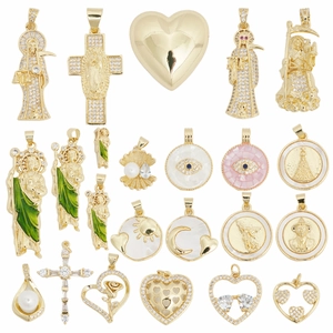 Ciondoli Pendenti in Rame Placcati Oro 18K Per Creazione Gioielli DIY Statua Religiosa Cuore Conchiglia Malocchio Zirconia