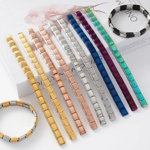 Bracciali modulari regolabili in acciaio inossidabile stile italiano in vari colori vivaci