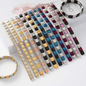 Bracciali componibili italiani in acciaio inossidabile con diverse finiture colorate