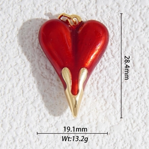 Colgante de corazón rojo con borde dorado, 28,4mm x 19,1mm, para collares DIY y manualidades