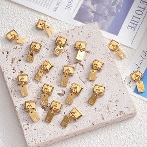 DIY Gold Edelstahl Italienische Armband-Glieder mit geprägten Alphabet-Buchstaben