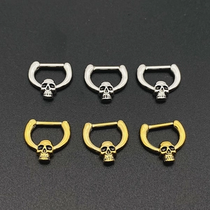 Set di anelli per setto a D in acciaio inossidabile con ciondoli a teschio vintage in oro e argento
