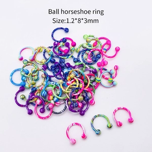 Lot de dix anneaux fer à cheval colorés texture marbre pour piercings septum et oreille