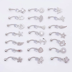 Collection de 21 piercings de nombril en acier inoxydable avec charmes en zircone