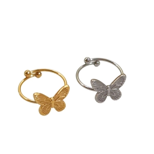 Minimalist hollow butterfly toe rings in gold and silver finish for beach wear
