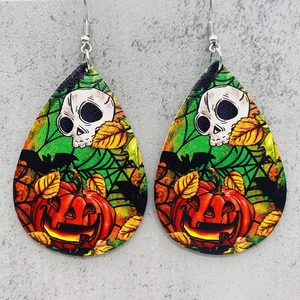 Boucles d'oreilles Halloween avec motifs crâne, citrouille et chauve-souris en cuir